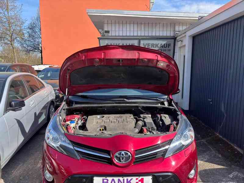 Toyota Verso 1,8i Edition-S+ benzín 108kw - foto 13