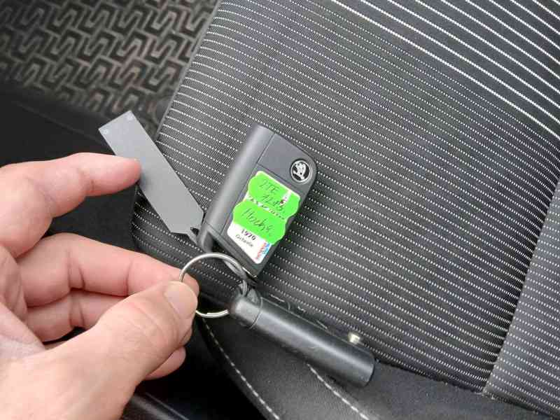 ŠKODA Octavia Combi Style 2,0 TDI 110 kW - foto 31