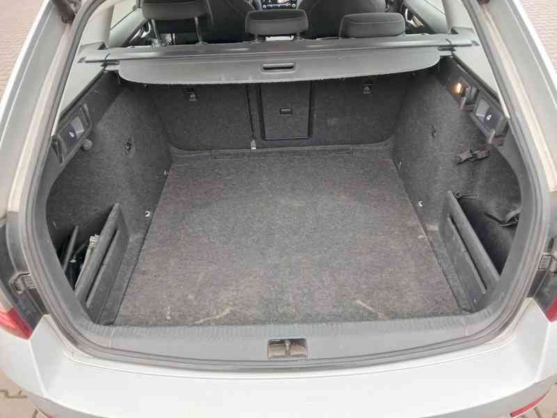 ŠKODA Octavia Combi Style 2,0 TDI 110 kW - foto 12