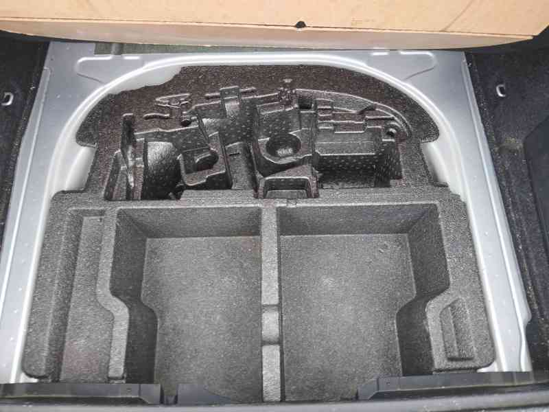 ŠKODA Octavia Combi Style 2,0 TDI 110 kW - foto 13