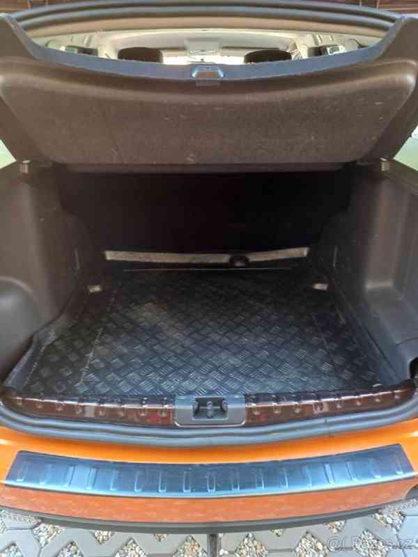 Dacia Duster 1,6 84kw - foto 9