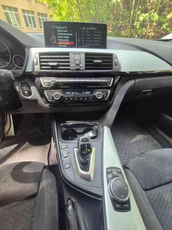 BMW Řada 3 2,0   xDrive Touring M Sport - foto 12