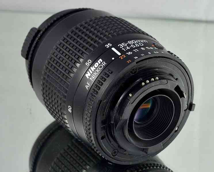  NIKON AF NIKKOR 35-80mm 1:4-5.6 D - foto 4