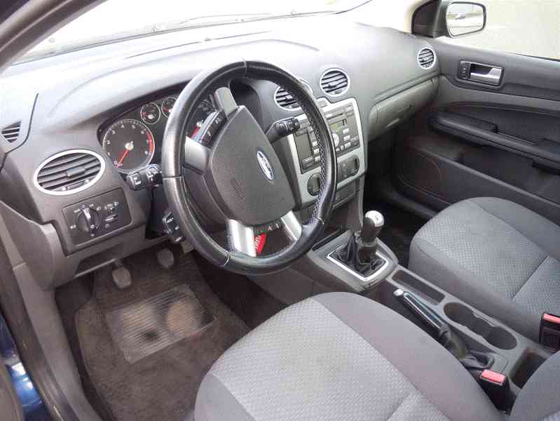 Ford Focus II - foto 7