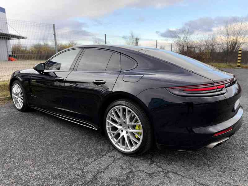 Porsche Panamera 4 E-Hybrid | Burmester, Chrono, ZÁRUKA, DPH - foto 6