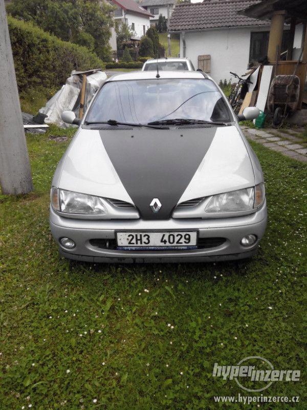 Renault megane coupe 1.6e - foto 4