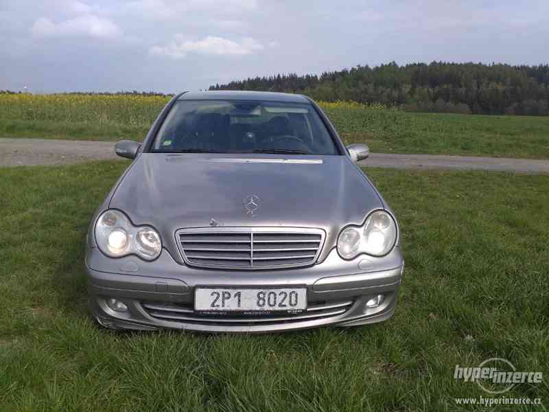 Mercedes Benz C220 CDI rok 2004 - foto 5