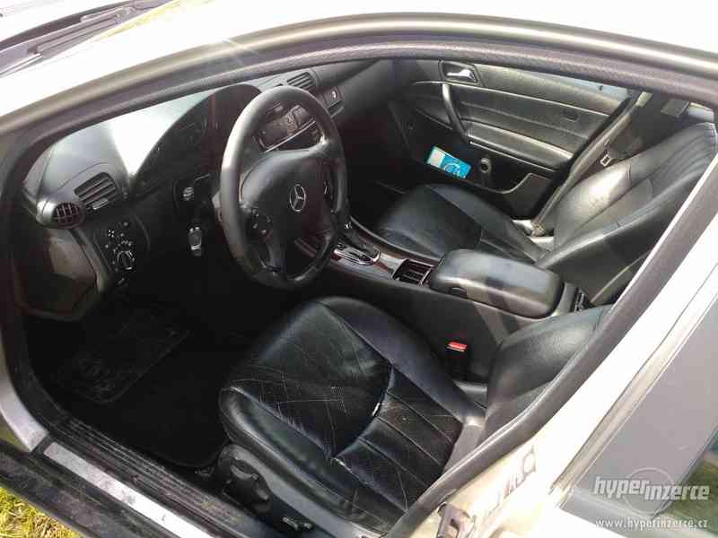 Mercedes Benz C220 CDI rok 2004 - foto 9
