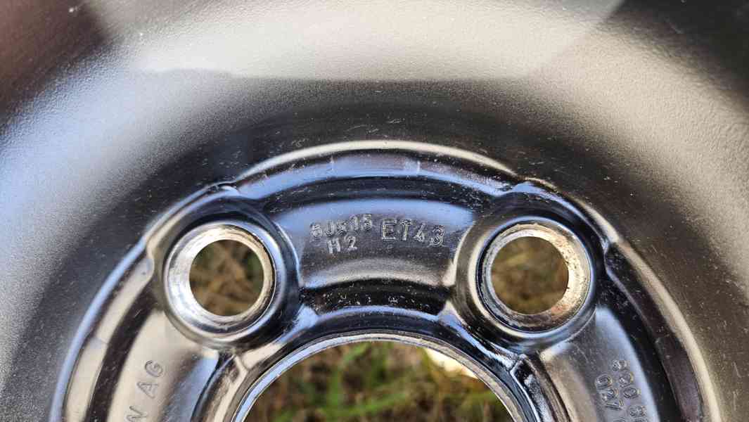 Škoda Fabia letní pneumatiky 195/55 R15 disky 6Jx15 5x100 - foto 4