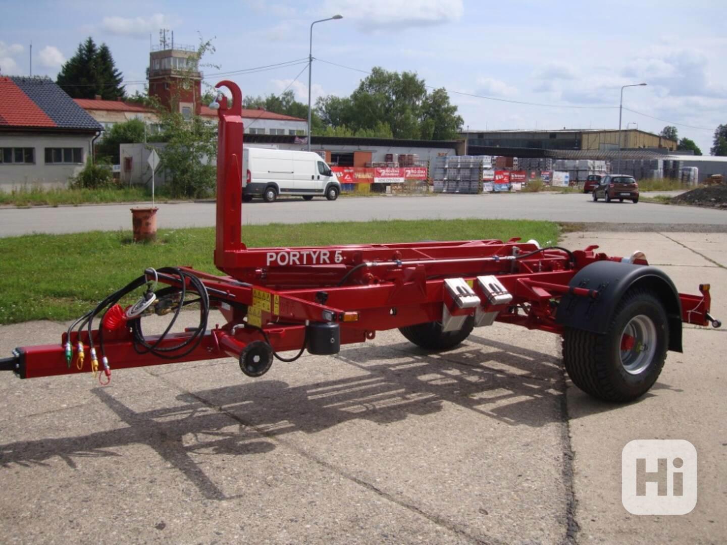 Traktorový nosič kontejnerů Portýr 7.5 - foto 1