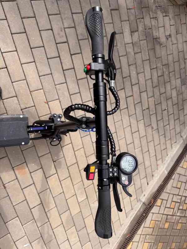 Elektrokoloběžka City Boss D1000 - foto 3