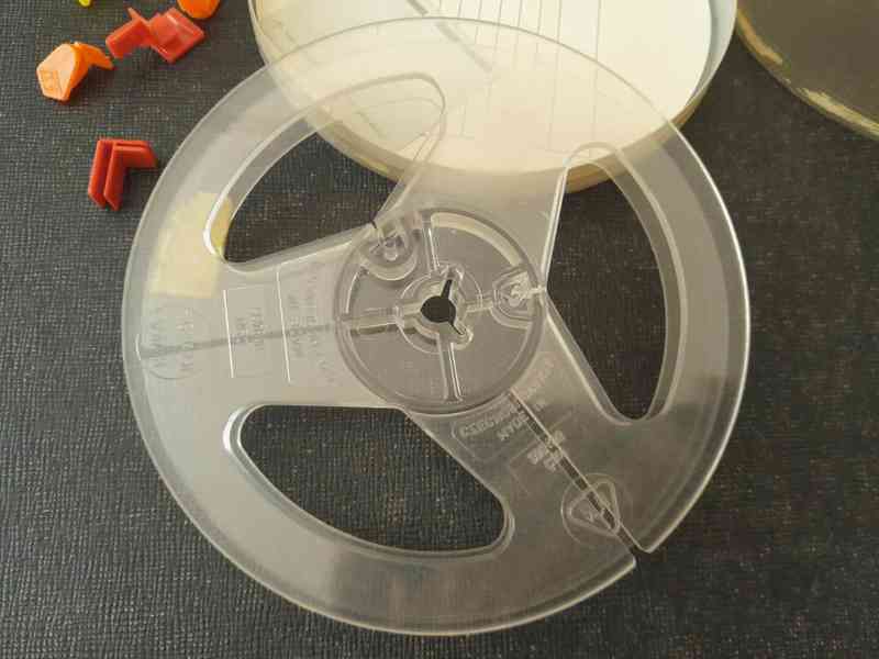 Prázdný kotouč od mgf pásky ČSSR (13 cm)  - foto 2