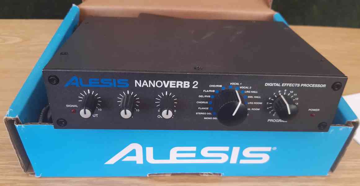 ALESIS Nanoverb 2, ALESIS NanoCompressor Stereo/ Limiter  - foto 2