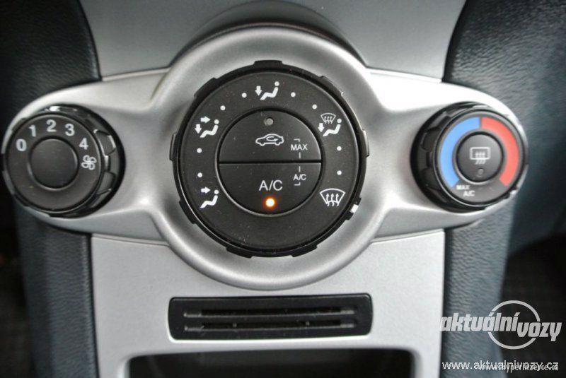 Ford Fiesta 1.2, benzín, r.v. 2011 - foto 22