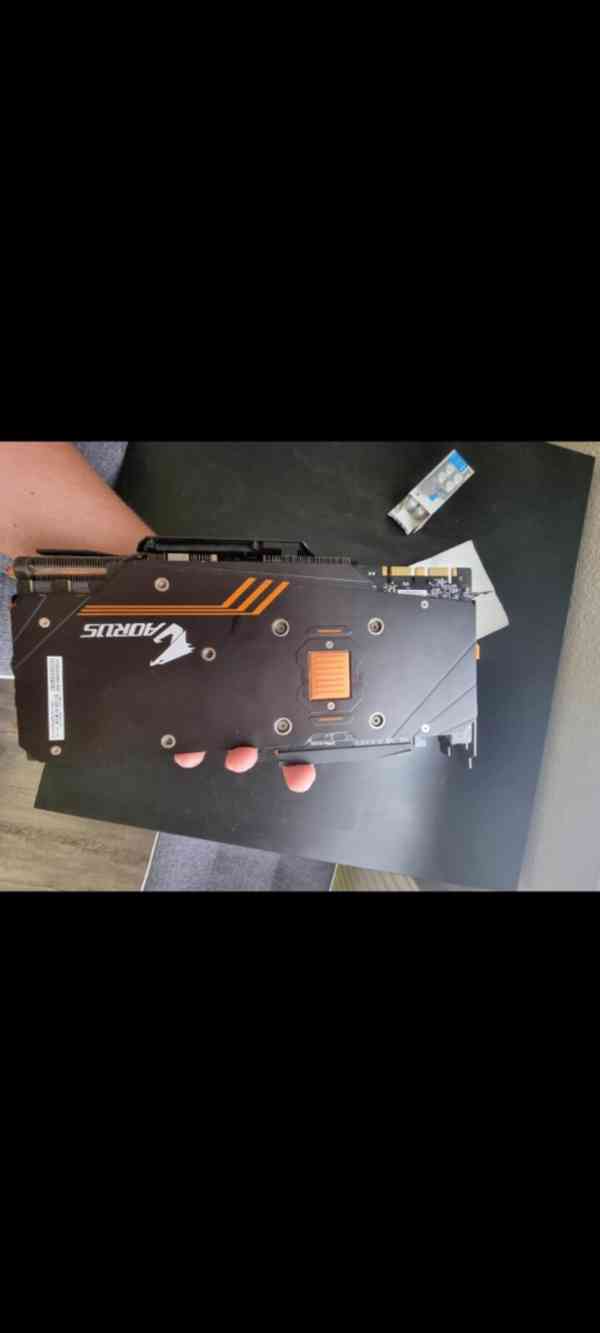 Geforce 1080 ti aorus graficka karta 11gb+ramky - foto 3