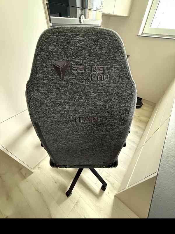 Herní/Ergonomická židle Secretlab TITAN Evo + příslušenství - foto 2