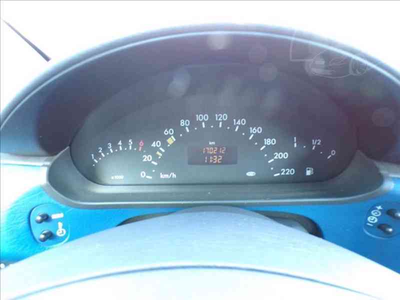 Mercedes-Benz I 1,6 TAŽNÉ ZAŘÍZENÍ-HNED ODJÍŽDÍTE - foto 6