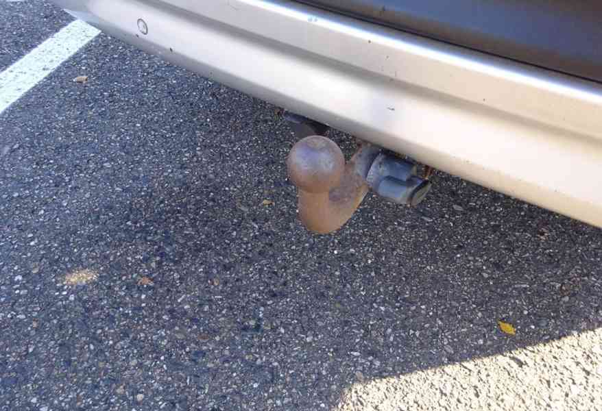 Volvo XC 70 2.4 D5 AWD Combi r.v.2008 (136 kw) ČR - foto 18