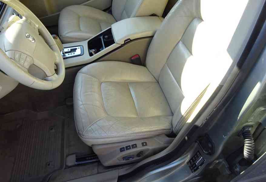 Volvo XC 70 2.4 D5 AWD Combi r.v.2008 (136 kw) ČR - foto 14