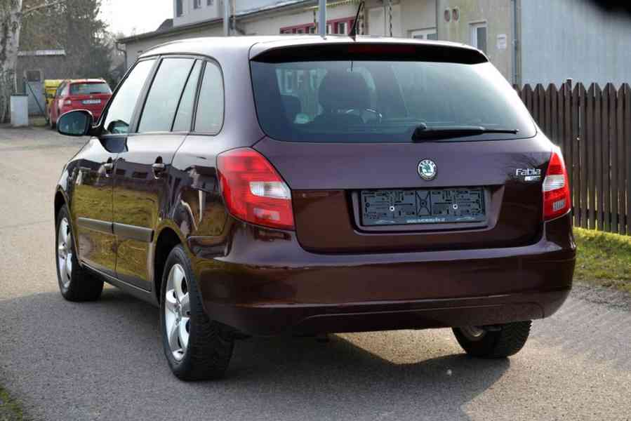 Škoda Fabia 1.2 TSI 63kW Ambiente kombi facelift - foto 2