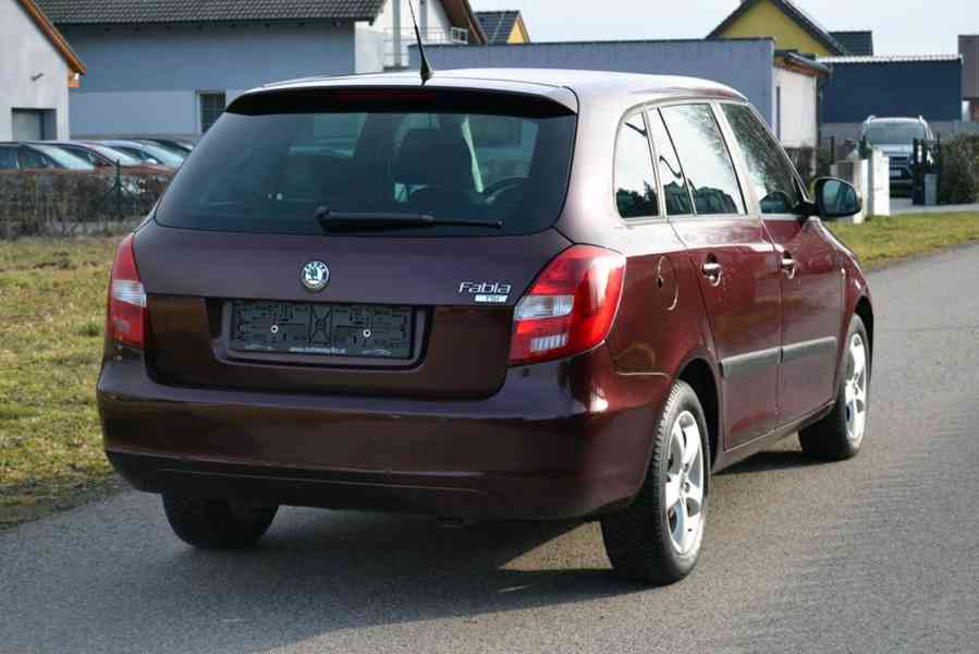 Škoda Fabia 1.2 TSI 63kW Ambiente kombi facelift - foto 4