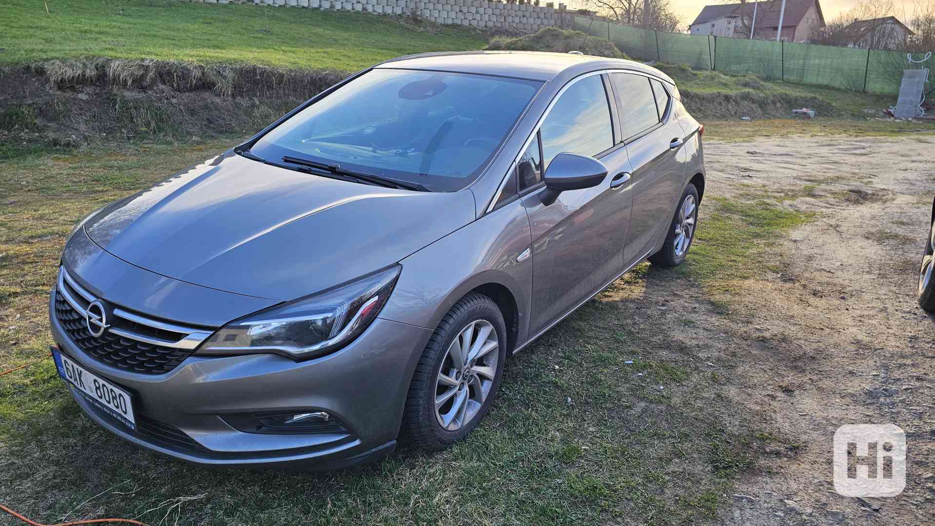 Opel Astra K - foto 1