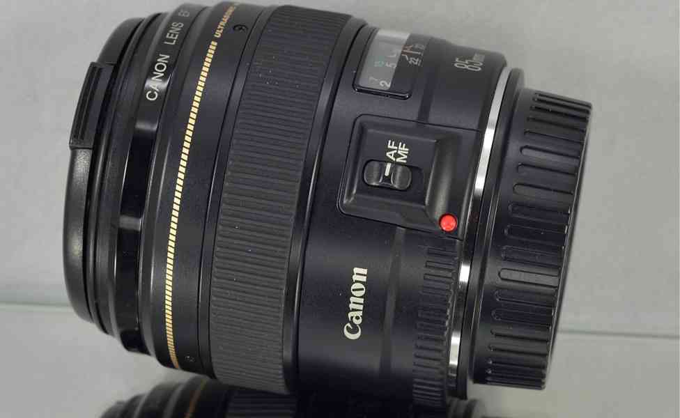 Canon EF 85mm f/1.8 USM **F.F. Portrétový *UV - foto 5