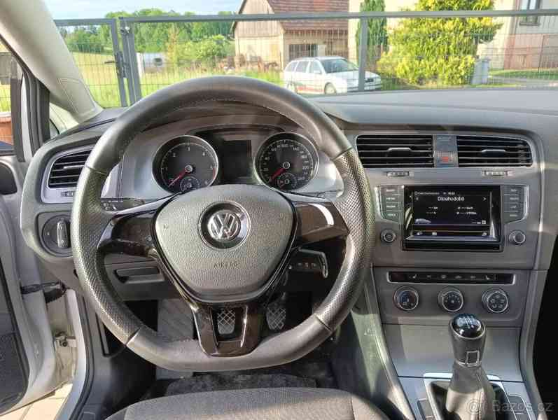 VW Golf VII, 1,6 TDI, 77 kW, Variant  - foto 2