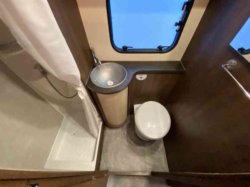 Fiat Ducato, 2.2 MTJ 140 Luano Camp 35 AG - foto 22