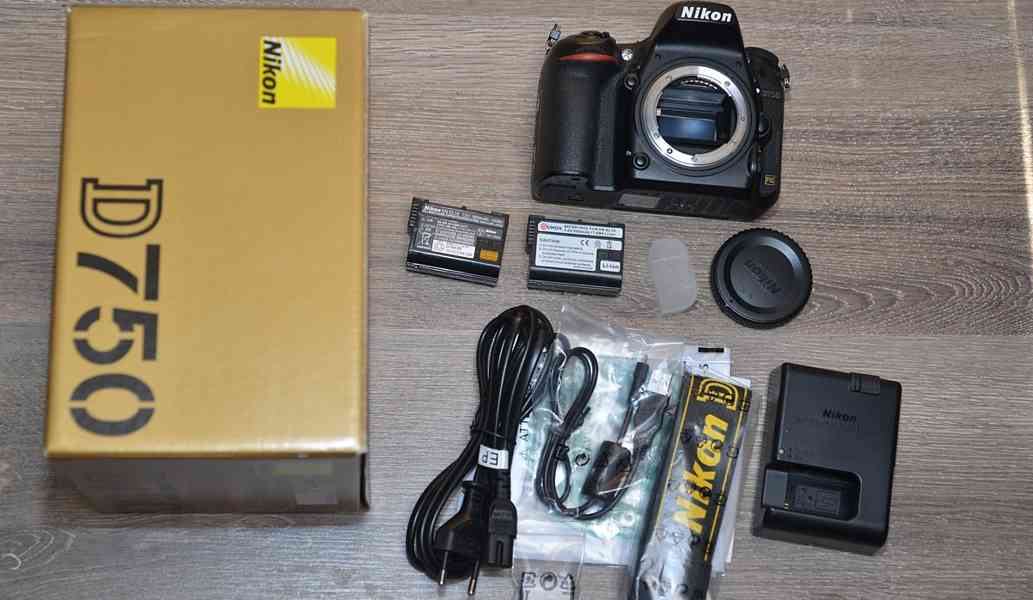 Nikon D750 *FX*24,3MPix *Full HDV*Wi-Fi*126000 Exp - foto 3