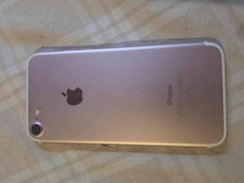Mobilní telefon iPhone 7 32 GB Rose Gold - foto 3