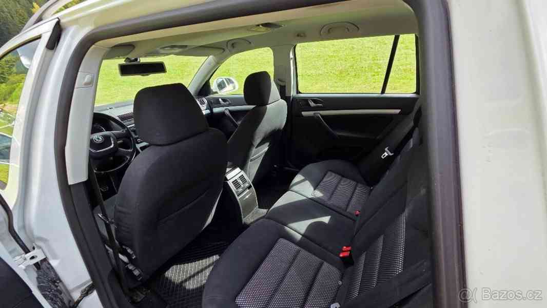 Škoda Octavia 2,0   Scout II, TDi - foto 2
