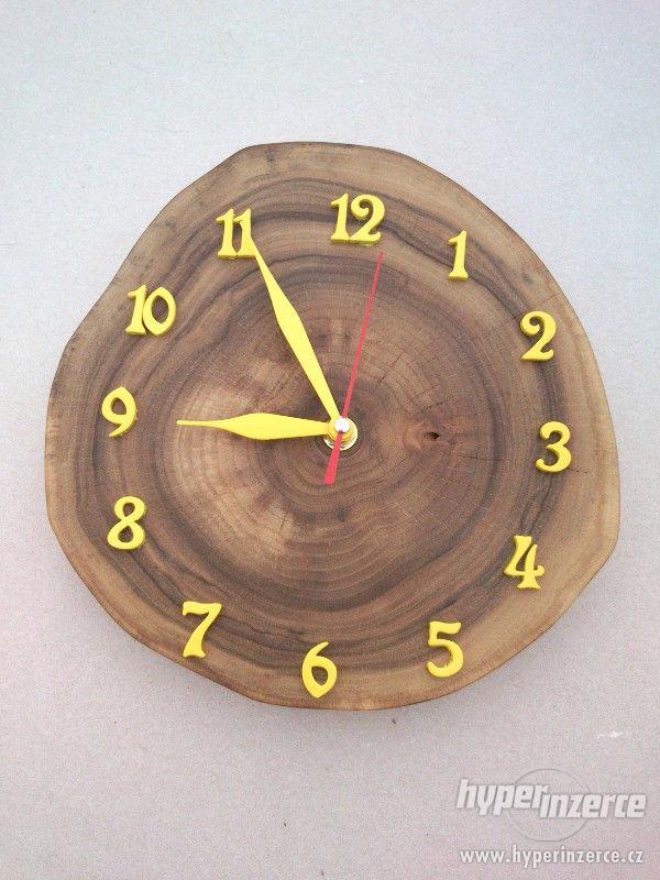 Ručně vyráběné dřevěné hodiny - foto 2