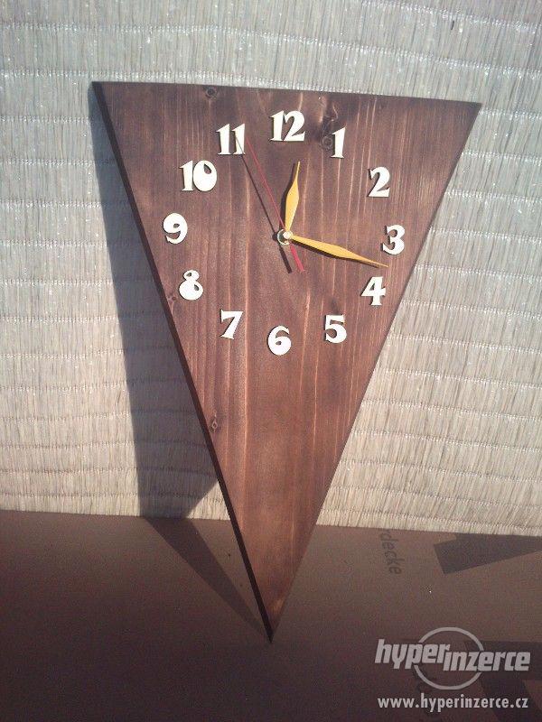 Ručně vyráběné dřevěné hodiny - foto 4