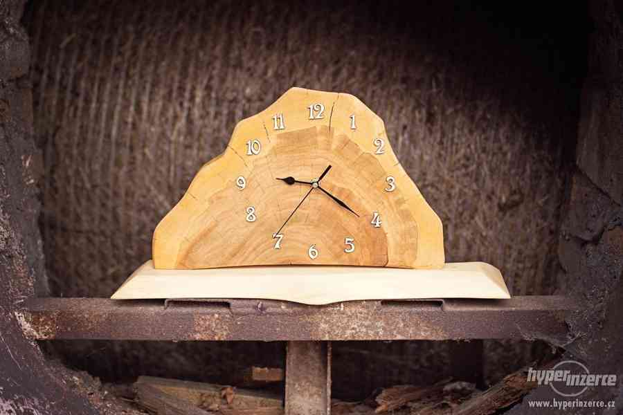 Ručně vyráběné dřevěné hodiny - foto 8