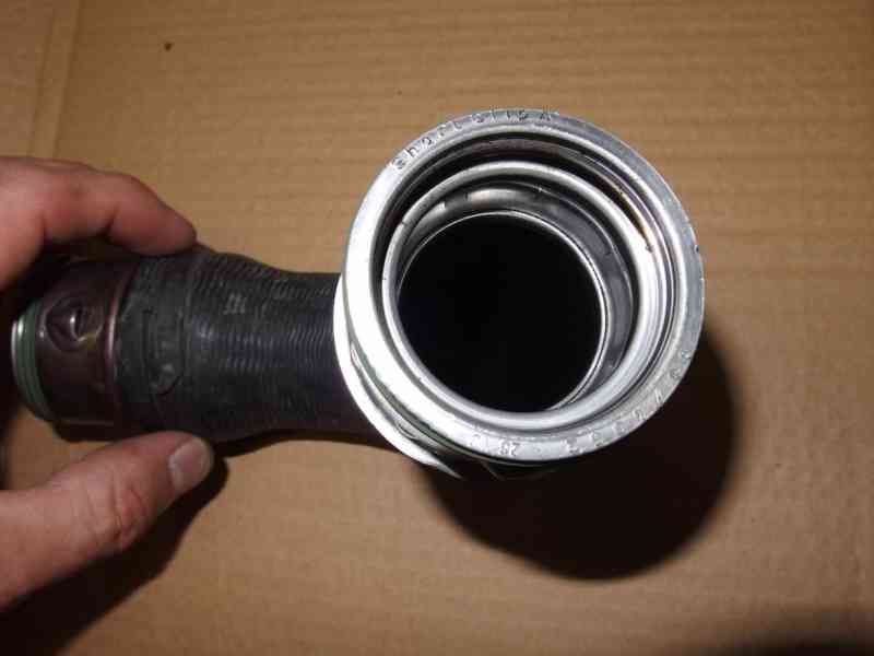 Tlaková hadice nasávaného vzduchu Škoda Fabia I 1.9 TDi RS - foto 10