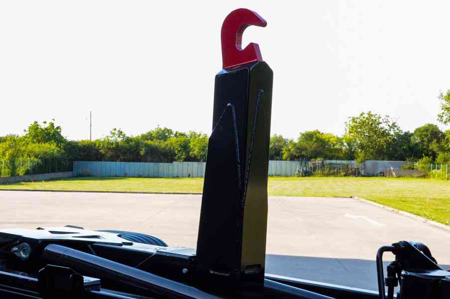 MERCEDES ATEGO 1218 - NOVÝ HÁKOVÝ NOSIČ KONTEJNERŮ + RUKA - foto 14
