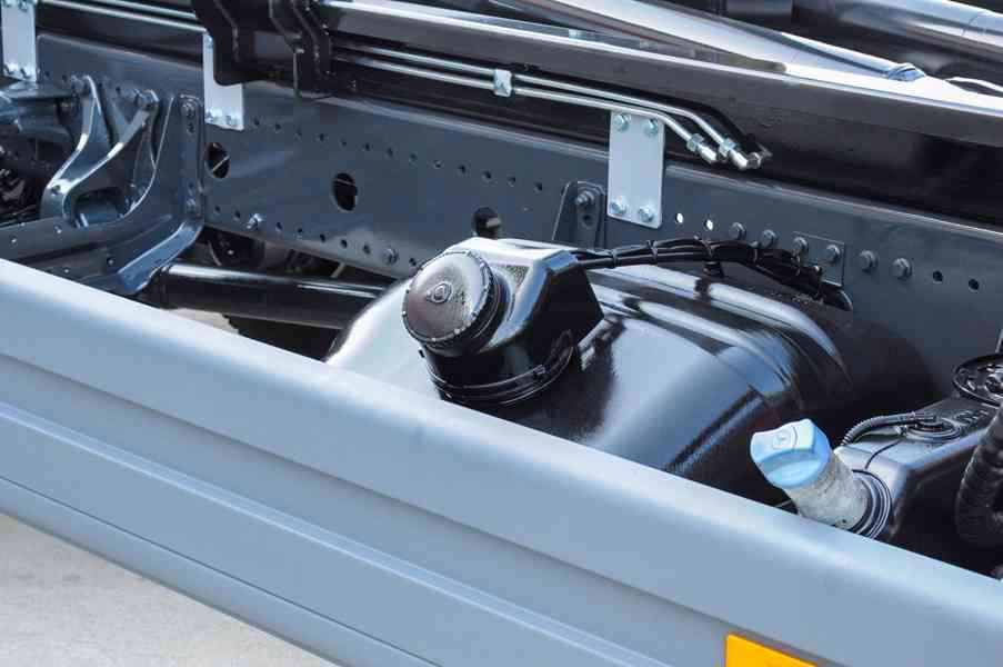 MERCEDES ATEGO 1218 - NOVÝ HÁKOVÝ NOSIČ KONTEJNERŮ + RUKA - foto 13