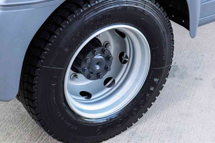 MERCEDES ATEGO 1218 - NOVÝ HÁKOVÝ NOSIČ KONTEJNERŮ + RUKA - foto 17
