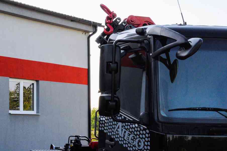 MERCEDES ATEGO 1218 - NOVÝ HÁKOVÝ NOSIČ KONTEJNERŮ + RUKA - foto 52