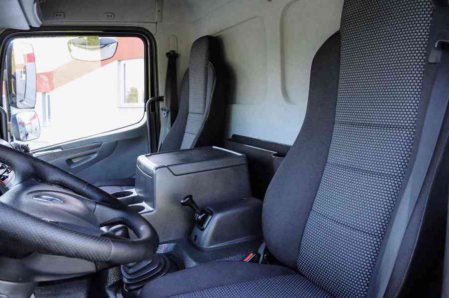 MERCEDES ATEGO 1218 - NOVÝ HÁKOVÝ NOSIČ KONTEJNERŮ + RUKA - foto 59