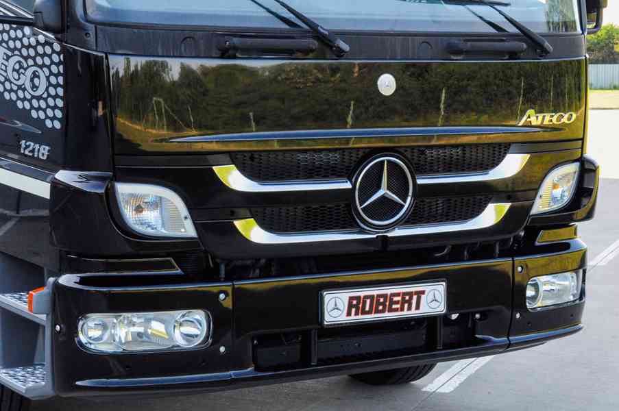 MERCEDES ATEGO 1218 - NOVÝ HÁKOVÝ NOSIČ KONTEJNERŮ + RUKA - foto 50