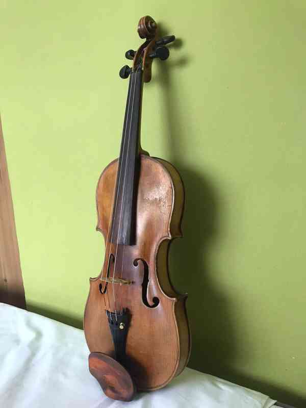 Housle 1675 F.  Ruggeri a smyčec H. R. Pfretzschner - foto 3