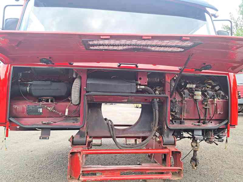 Kabina Tatra T815 EURO 2, 3 REPAS - foto 8