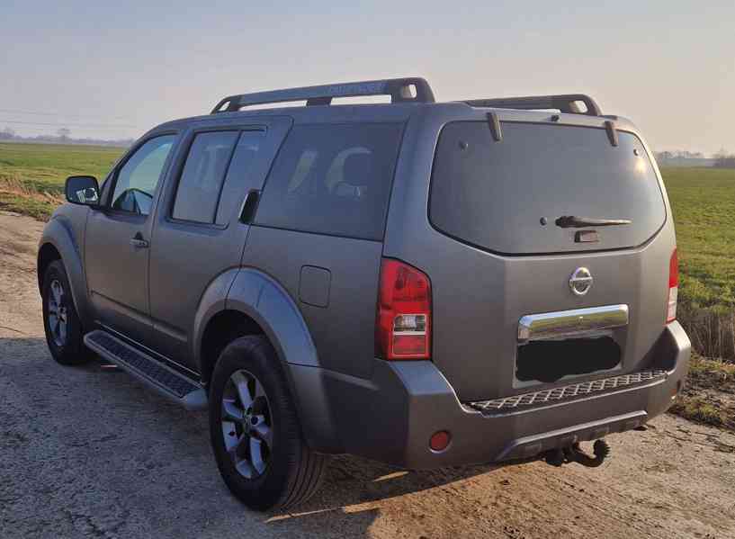 Nissan Pathfinder 2.5 dCi SE  Aut. 140kw - foto 14