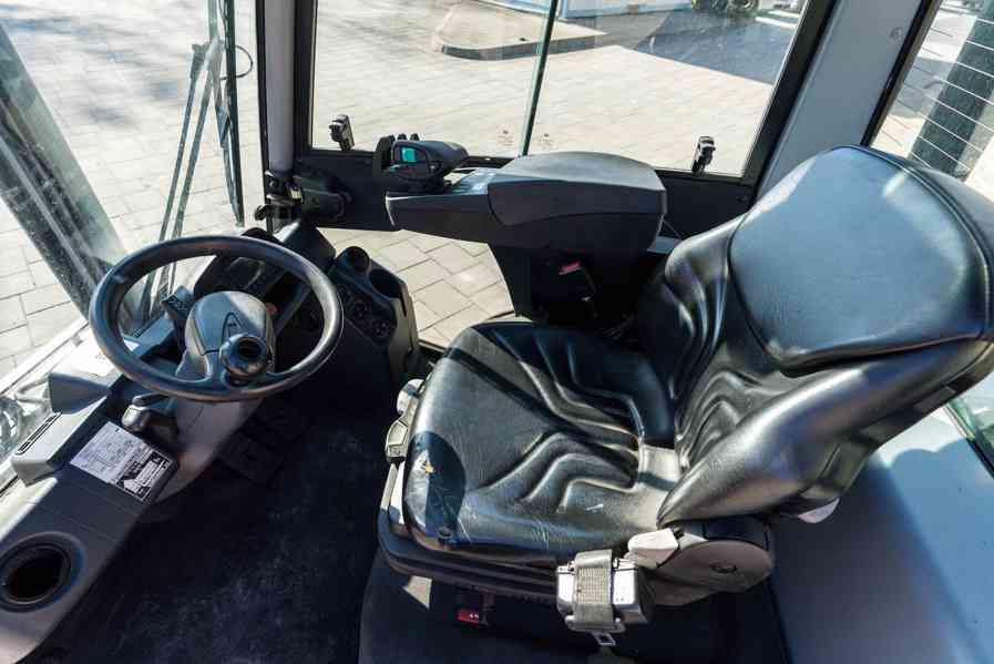 Vysokozdvižný vozík Jungheinrich TFG 425s - foto 7