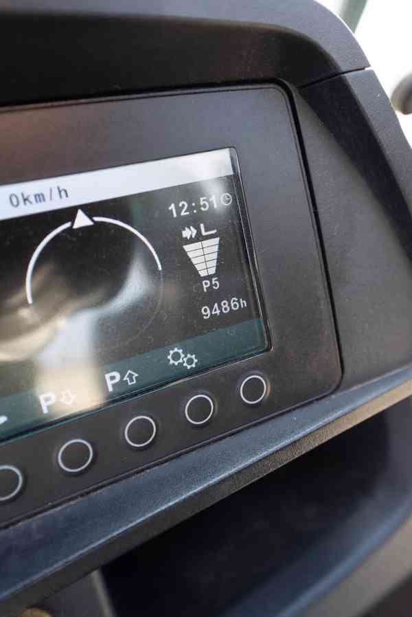 Vysokozdvižný vozík Jungheinrich TFG 425s - foto 9