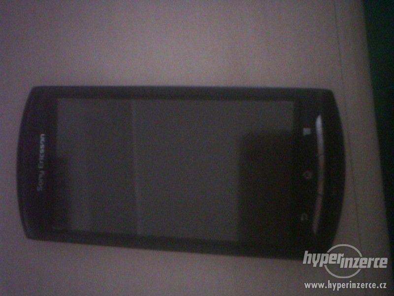 Sony eeicsson xperia nebo v - foto 1