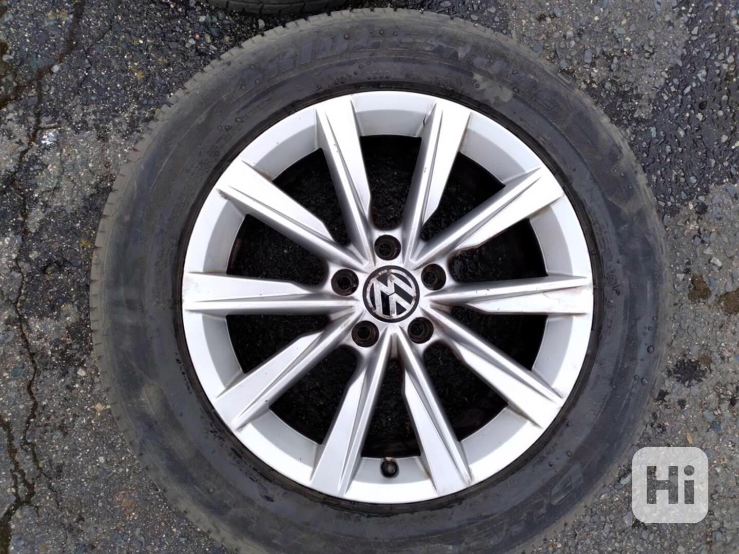 SADA LETNÍCH ALU KOL 235/55/R17 VW TIAGUAN - foto 1