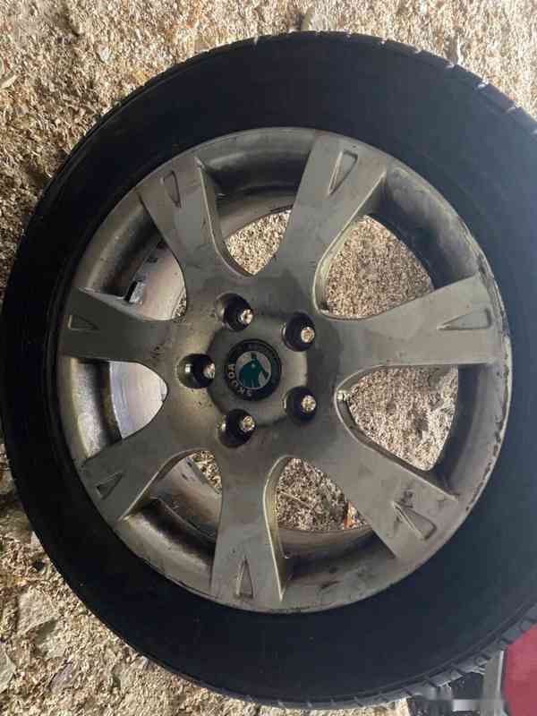 Škoda Octavia 2 kola 5x112 16 - foto 3